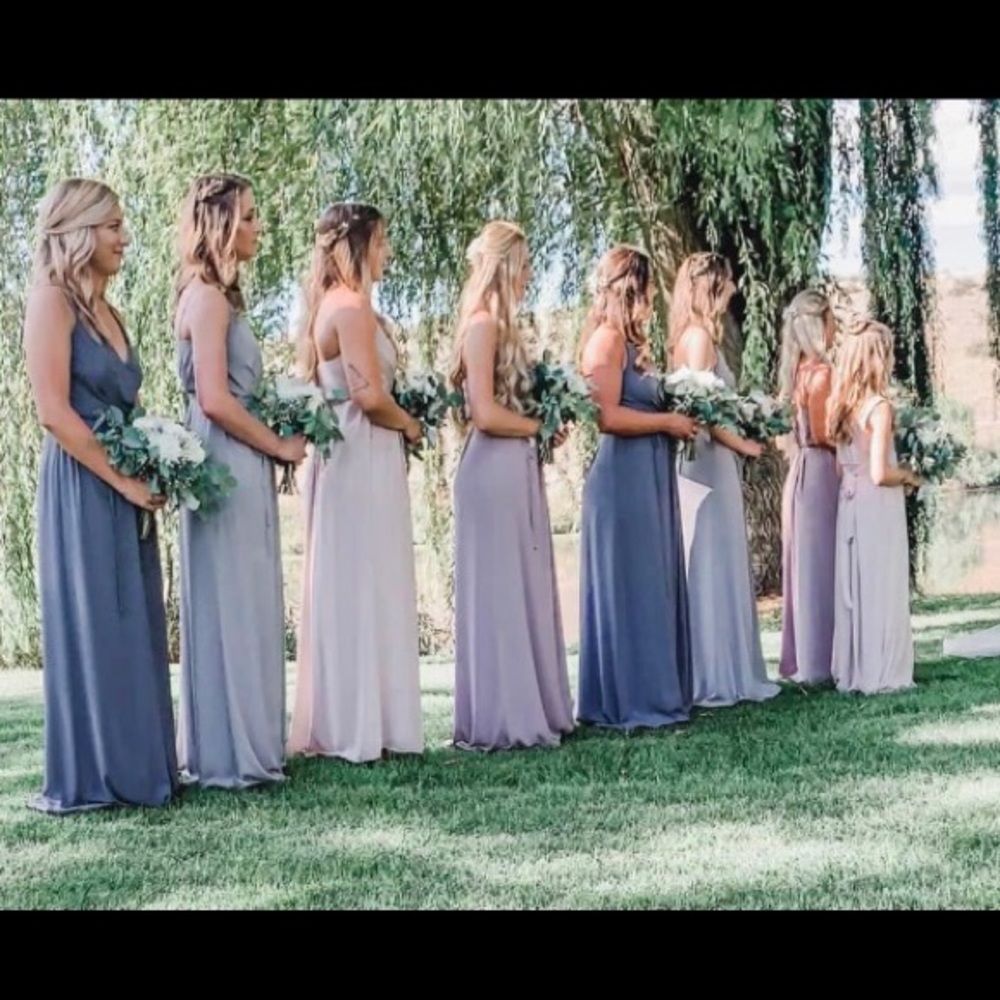 GRAY BRIDESMAIDS WRAP DRESS - Picture 3 of 4